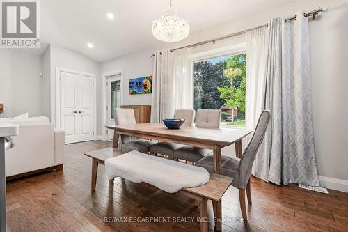 715 Drury Lane, Burlington, ON - Indoor Photo Showing Dining Room