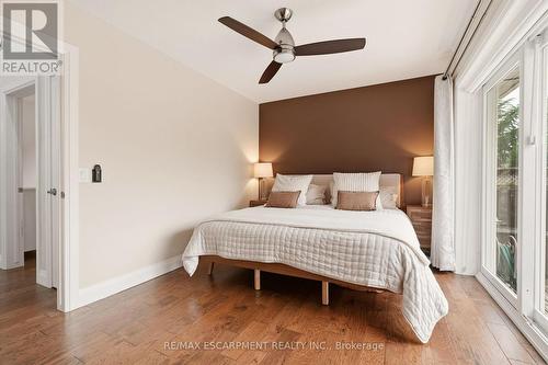 715 Drury Lane, Burlington, ON - Indoor Photo Showing Bedroom