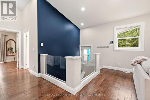 715 Drury Lane, Burlington, ON - Indoor Photo Showing Other Room