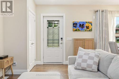 715 Drury Lane, Burlington, ON - Indoor Photo Showing Bedroom