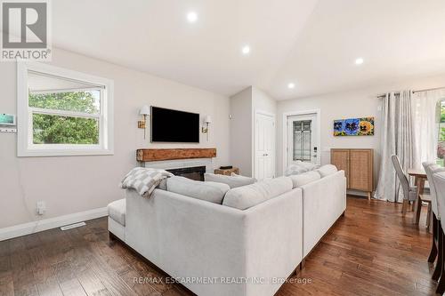 715 Drury Lane, Burlington, ON - Indoor Photo Showing Living Room With Fireplace