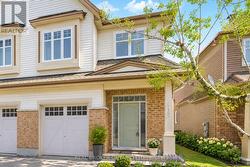 417 STALWART CRESCENT Ottawa, ON K1T 0H2