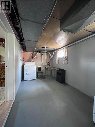 8 Brookfield Road, Fortune, NL - Indoor Photo Showing Garage