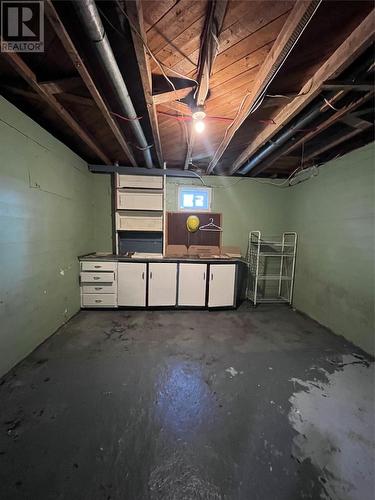 8 Brookfield Road, Fortune, NL - Indoor Photo Showing Garage