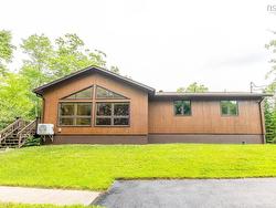 55 Carlheath Drive  Wellington, NS B2T 1J4