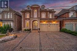 84 FRED YOUNG DRIVE Toronto, ON M3L 0A3