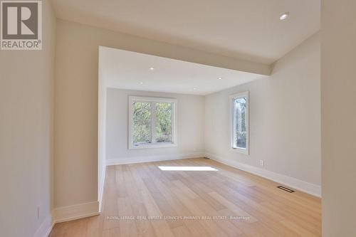 1340 Contour Drive, Mississauga, ON - Indoor Photo Showing Other Room