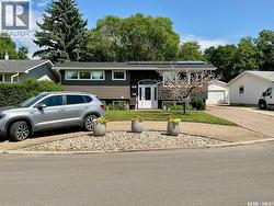 30 Rosewood PLACE  Regina, SK S4S 5N5