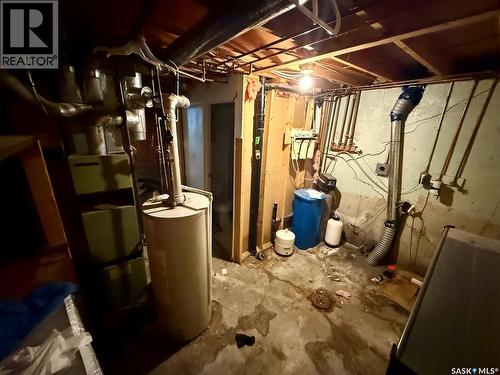 90 Turner Crescent, Regina, SK - Indoor Photo Showing Basement