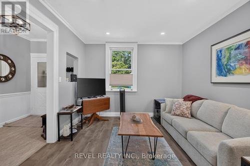 9 Davidson Street, Cambridge, ON - Indoor