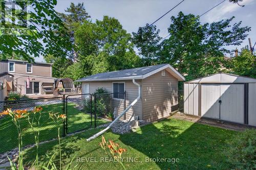9 Davidson Street, Cambridge, ON - Outdoor