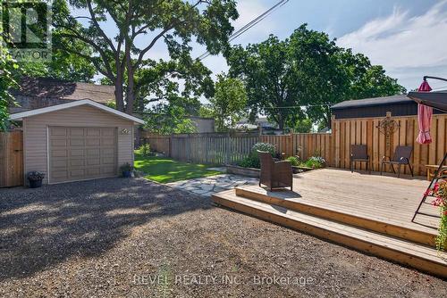 9 Davidson Street, Cambridge, ON - Outdoor