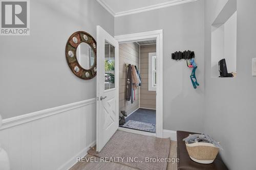 9 Davidson Street, Cambridge, ON - Indoor Photo Showing Other Room