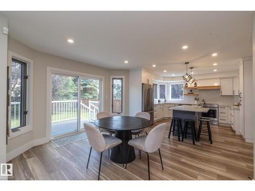 808 Hepburn Av Nw, Edmonton, AB 