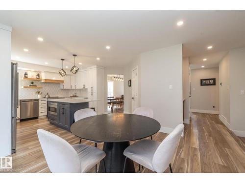 808 Hepburn Av Nw, Edmonton, AB 