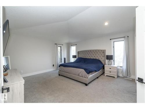808 Hepburn Av Nw, Edmonton, AB 