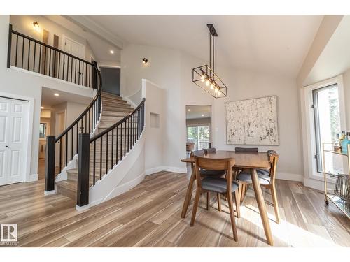 808 Hepburn Av Nw, Edmonton, AB 