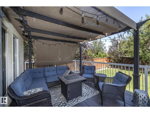 808 Hepburn Av Nw, Edmonton, AB 