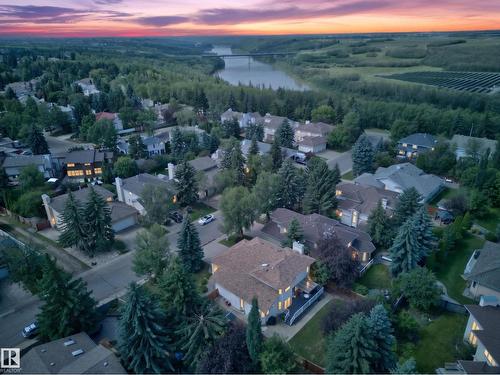 808 Hepburn Av Nw, Edmonton, AB 