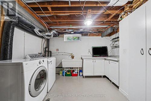 1225 Major Street, Ottawa, ON - Indoor Photo Showing Laundry Room