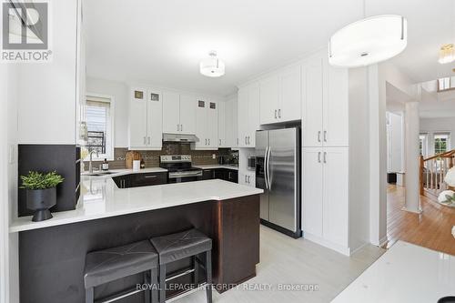 46 Catterick Crescent, Ottawa, ON - Indoor Photo Showing Kitchen