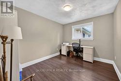 Bedroom 2 - 
