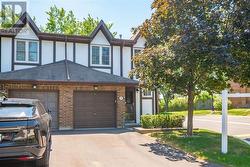 1951 Rathburn Road E Unit# 26  Mississauga, ON L4W 2N9
