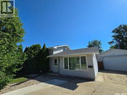 19 Sampson PLACE  Regina, SK S4R 4R5