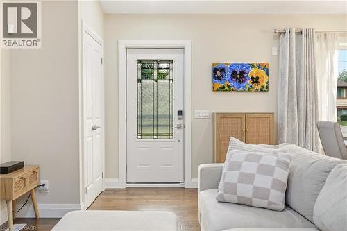 715 Drury Lane, Burlington, ON - Indoor Photo Showing Bedroom