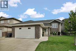 412 lyle CRESCENT Warman, SK S0K 4S1