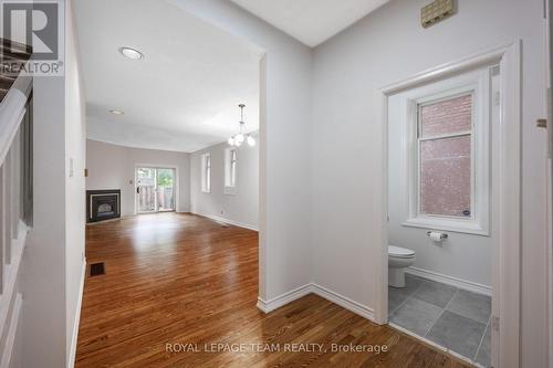 301 Somerset Street E, Ottawa, ON - Indoor Photo Showing Other Room