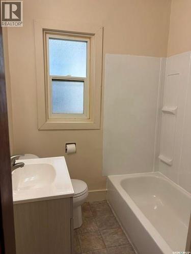 2230 Winnipeg Street, Regina, SK - Indoor Photo Showing Bathroom