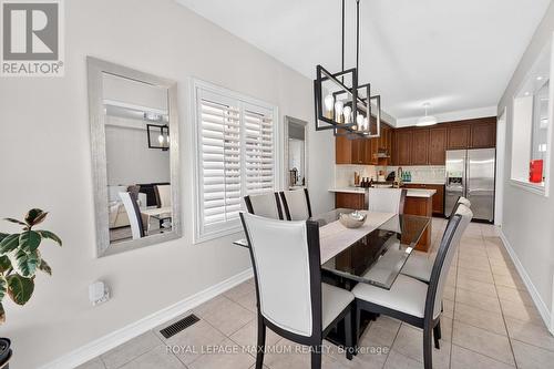 95 White Beach Crescent, Vaughan, ON - Indoor Photo Showing Dining Room