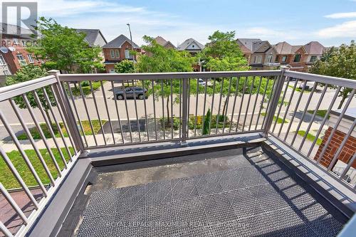 95 White Beach Crescent, Vaughan, ON - Outdoor With Balcony