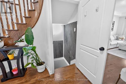 95 White Beach Crescent, Vaughan, ON - Indoor Photo Showing Other Room