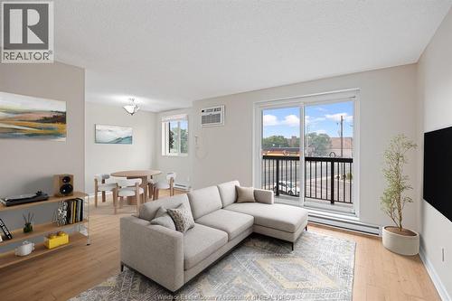 3950 WYANDOTTE STREET East Unit# 306 , Windsor, Ontario N8Y 1G5 5