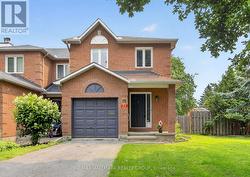 23 WHITEGATE CRESCENT  Ottawa, ON K2J 4B6