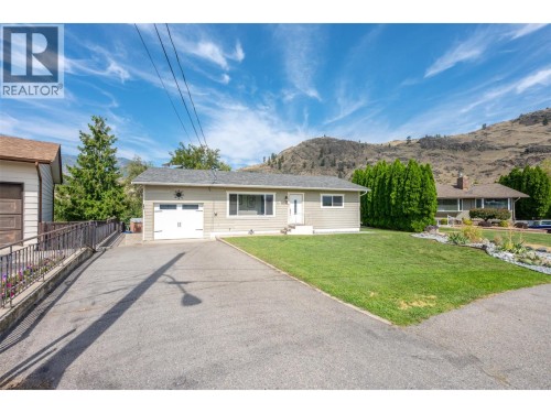 5852 FAIRVIEW Place  Oliver, BC V0H 1T1