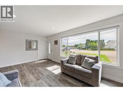 Living room - 