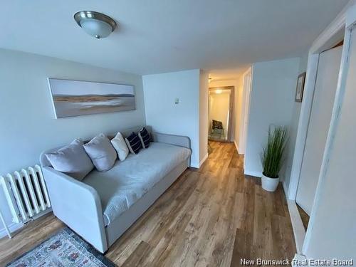 5 Dorchester St, Saint John, NB - Indoor Photo Showing Living Room
