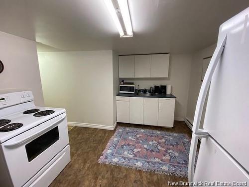 5 Dorchester St, Saint John, NB - Indoor Photo Showing Kitchen