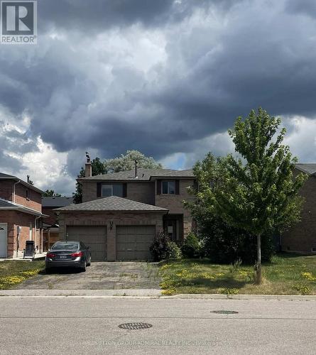 11 ROYAL TERRACE CRESCENT  Caledon, ON L7E 1P3