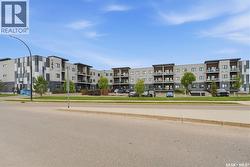 214 545 Hassard CLOSE  Saskatoon, SK S7L 6V3