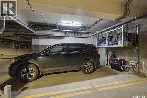 214 545 Hassard Close, Saskatoon, SK - Indoor Photo Showing Garage