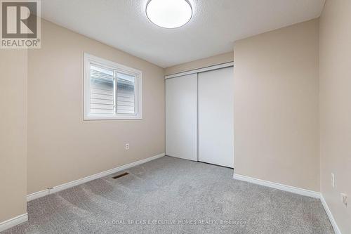 2150 Hunt Crescent, Burlington, ON - Indoor Photo Showing Other Room