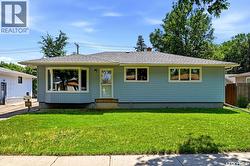 1631 MacPherson AVENUE  Regina, SK S4S 4E1