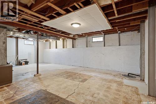 1631 Macpherson Avenue, Regina, SK - Indoor Photo Showing Basement