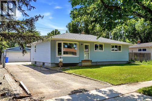 1631 Macpherson Avenue, Regina, SK - Outdoor