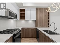 Kitchen - 