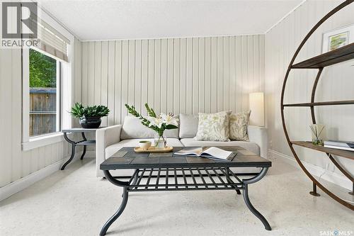 3834 Balfour Place, Saskatoon, SK - Indoor